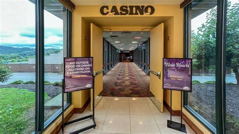 Mardi Gras Casino & Resort from $95. Cross Lanes Hotel Deals  .